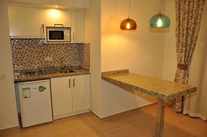 Imagen de la habitación del Hotel Almera Park Apart. Foto 7