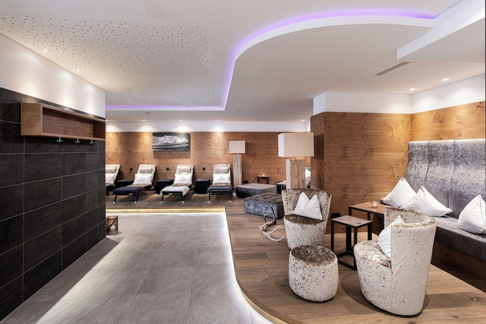 Imagen de la piscina del Hotel Almhof Alpin Apartments and Spa. Foto 15