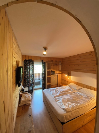 Imagen de la habitación del Hotel Almhof, Innichen - San Candido. Foto 9