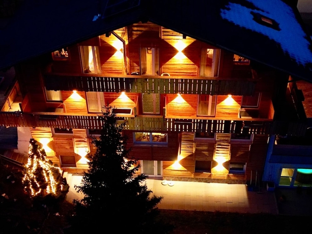 Imagen general del Hotel Almhof, Innichen - San Candido. Foto 1