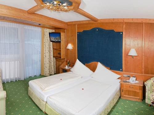 Imagen de la habitación del Hotel Almhof Lackner. Foto 5