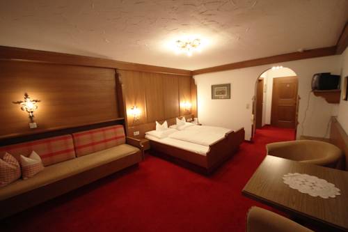 Imagen de la habitación del Hotel Almhof, NEUSTIFT IM STUBAITAL . Foto 3