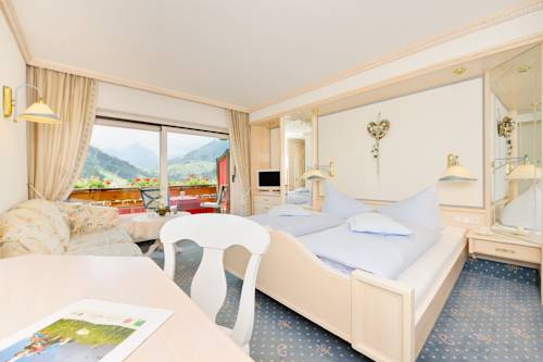 Imagen de la habitación del Hotel Almhof Rupp. Foto 4