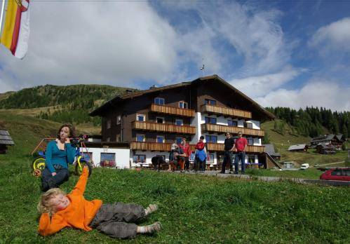 Imagen de la habitación del Hotel Almhotel Fichtenheim. Foto 2