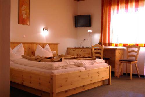 Imagen de la habitación del Hotel Almhotel Fichtenheim. Foto 13