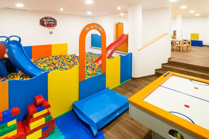 Imagen general del Hotel Almina Family and Spa. Foto 4