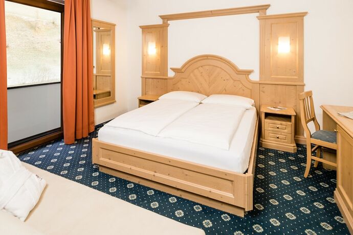 Imagen de la habitación del Hotel Almina Family and Spa. Foto 19