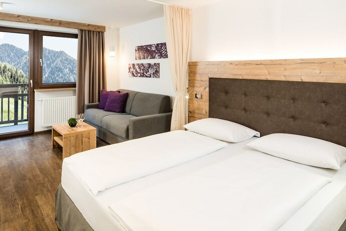 Imagen de la habitación del Hotel Almina Family and Spa. Foto 20