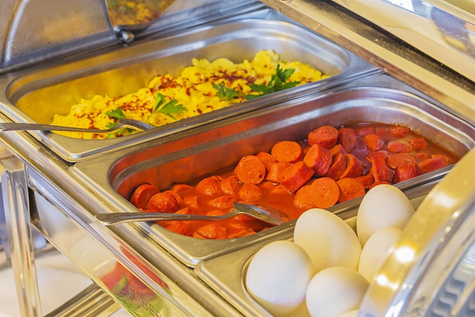 Imagen del bar/restaurante del Hotel Almina - Special Class. Foto 3