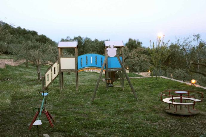 Imagen de los exteriores del Hotel Almini Apartments. Foto 18