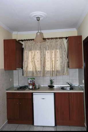 Imagen de la habitación del Hotel Almini Apartments. Foto 11