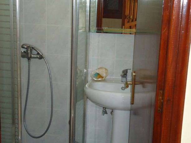 Imagen de la habitación del Hotel Almini Apartments. Foto 16