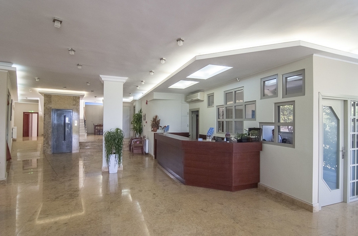 Imagen de los interiores del Hotel Almira Mare. Foto 17