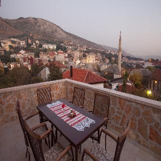 Imagen de los exteriores del Hotel Almira, Mostar. Foto 16