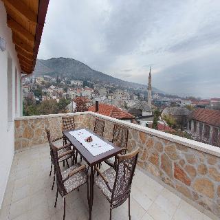 Imagen de los exteriores del Hotel Almira, Mostar. Foto 18