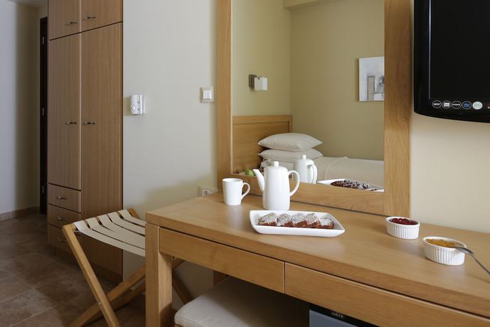 Imagen de la habitación del Hotel Almira, Pineios. Foto 17