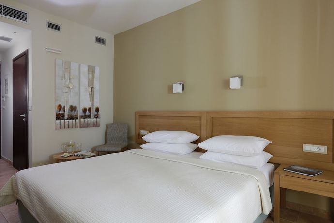 Imagen de la habitación del Hotel Almira, Pineios. Foto 18