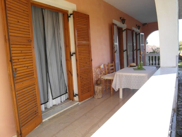 Imagen general del Hotel Almiros Apartments. Foto 16