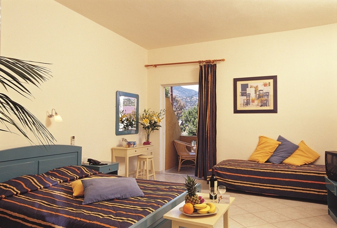 Imagen de la habitación del Hotel Almiros Beach Hotel. Foto 4