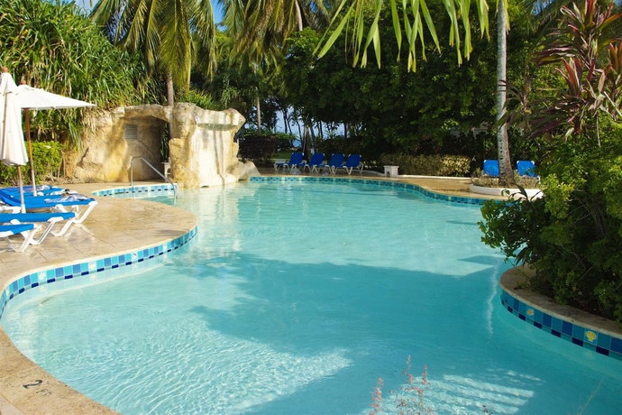 Imagen de la piscina del Hotel Almond Beach Resort All- Inclusive. Foto 15