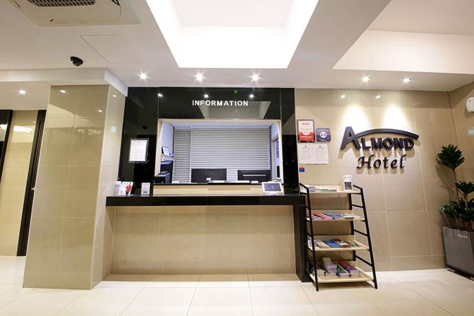 Imagen de los interiores del Hotel Almond Busan Station. Foto 19
