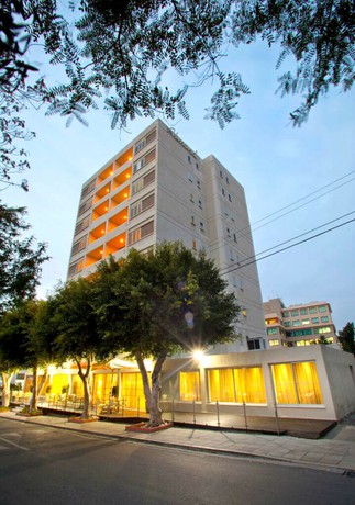 Imagen general del Hotel Almond Business. Foto 2