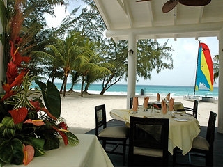 Imagen general del Hotel Almond Casuarina Beach Resort. Foto 2