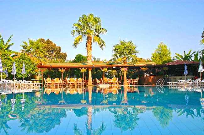 Imagen general del Hotel Almond Holiday Village. Foto 2