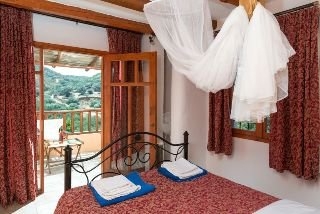 Imagen general del Hotel Almond Tree Houses. Foto 5