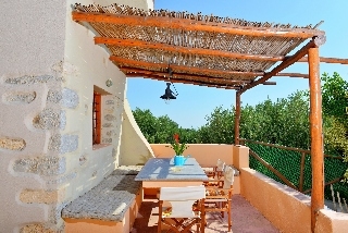 Imagen general del Hotel Almond Tree Houses. Foto 3