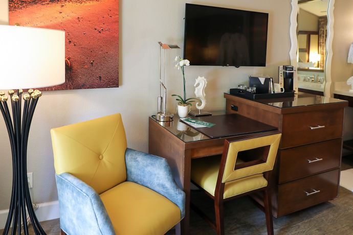 Imagen de la habitación del Hotel Almond Tree Inn - Adults Only. Foto 16