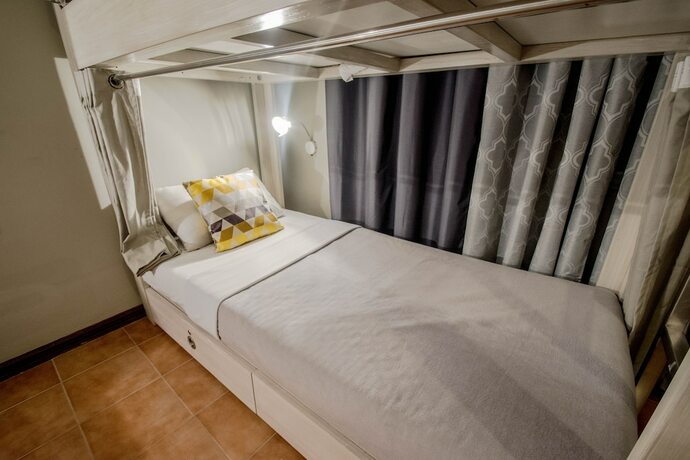 Imagen de la habitación del Hotel Almont City. Foto 16