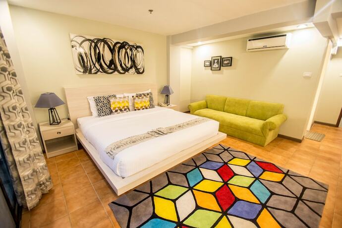Imagen de la habitación del Hotel Almont City. Foto 20