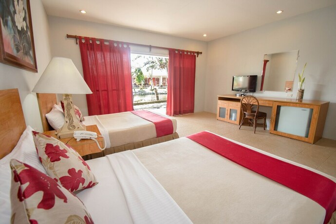 Imagen de la habitación del Hotel Almont Inland Resort. Foto 20