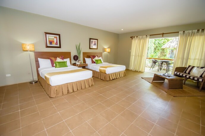 Imagen de la habitación del Hotel Almont Inland Resort. Foto 31