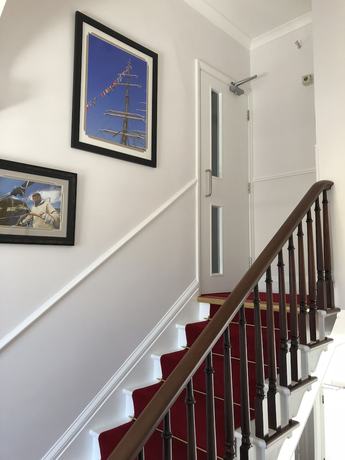 Imagen de los interiores del Hotel Almorah hotel. Foto 17