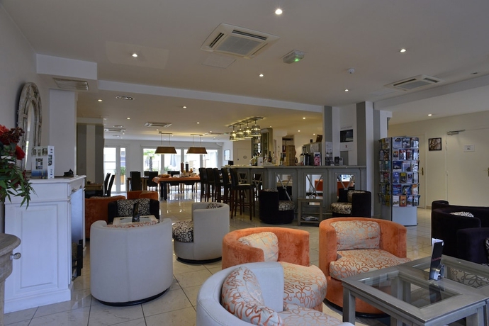 Imagen del bar/restaurante del Hotel Almoria. Foto 3