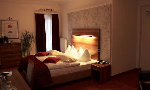 Imagen de la habitación del Hotel Almrausch, Bad Reichenhall. Foto 15