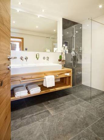 Imagen de la habitación del Hotel Almschlössl & Schrotteralm. Foto 11