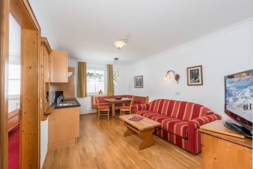 Imagen de la habitación del Hotel Almschlössl & Schrotteralm. Foto 15