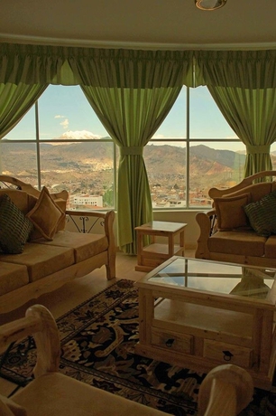 Imagen de los interiores del Hotel Almudena Apart. Foto 12