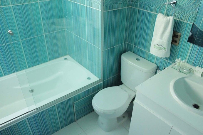 Imagen de la habitación del Hotel Almudena Apart. Foto 9