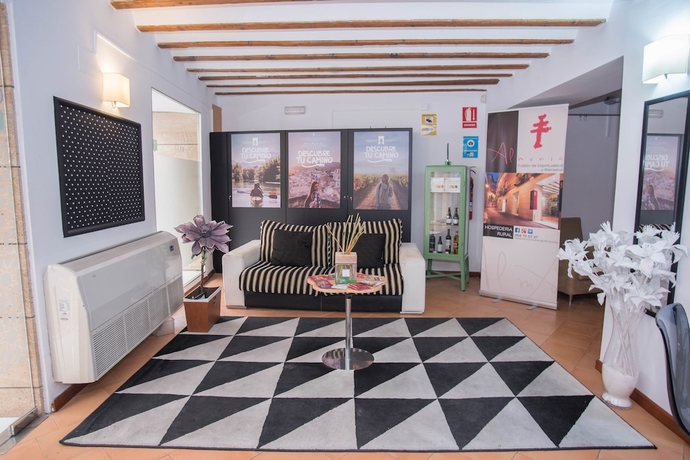 Imagen de los interiores del Hotel Almunia. Foto 17