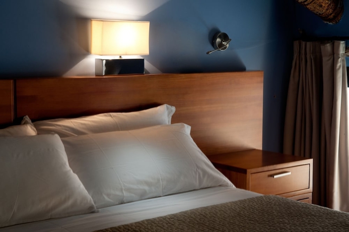 Imagen de la habitación del Hotel Almunia. Foto 13