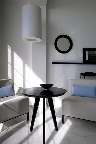 Imagen de los interiores del Hotel Almyra. Foto 12