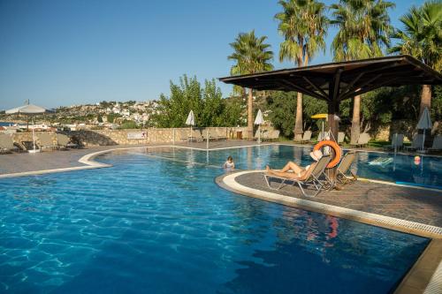 Imagen general del Hotel Almyrida Bay. Foto 1