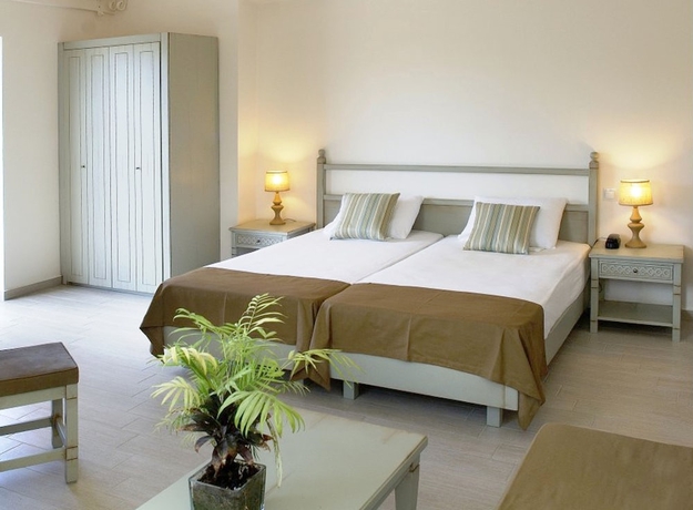 Imagen de la habitación del Hotel Almyrida Resort. Foto 2
