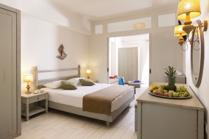 Imagen de la habitación del Hotel Almyrida Resort. Foto 3