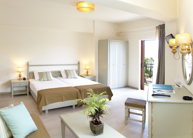 Imagen de la habitación del Hotel Almyrida Resort. Foto 9