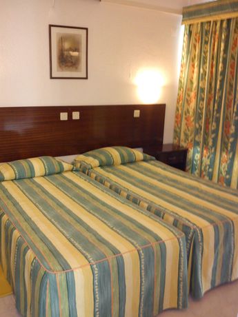 Imagen de la habitación del Hotel Alnacir. Foto 9